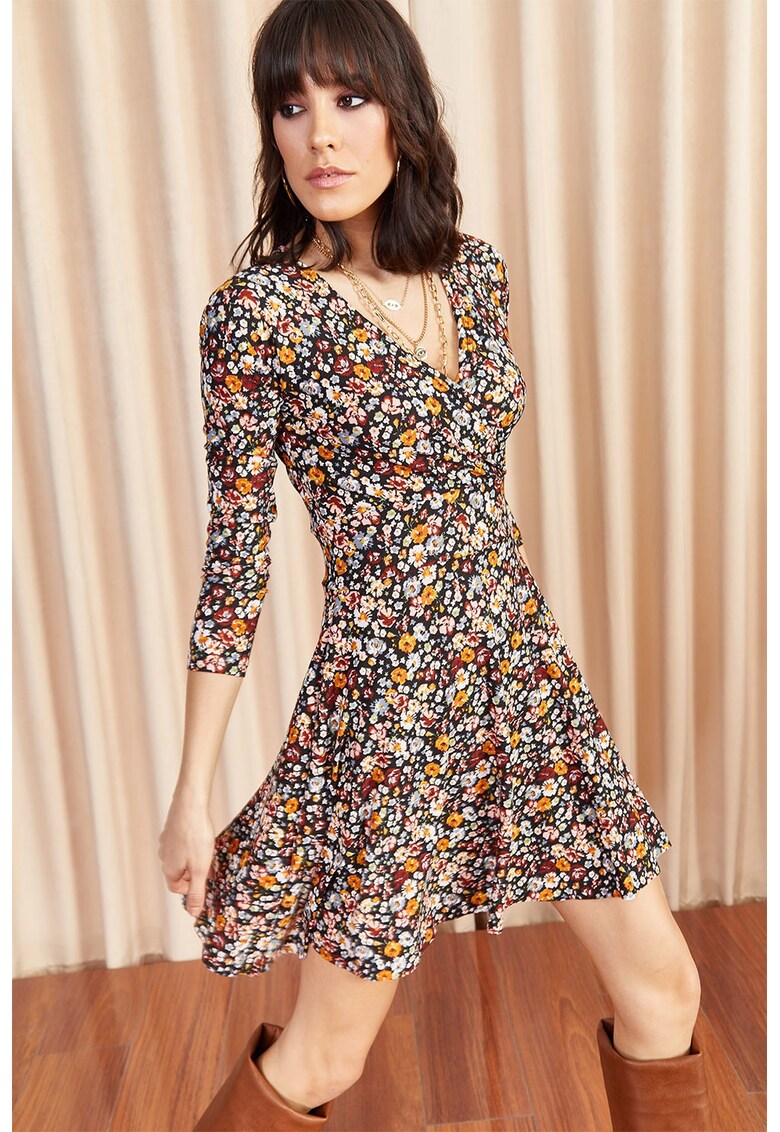 Rochie mini cu model floral