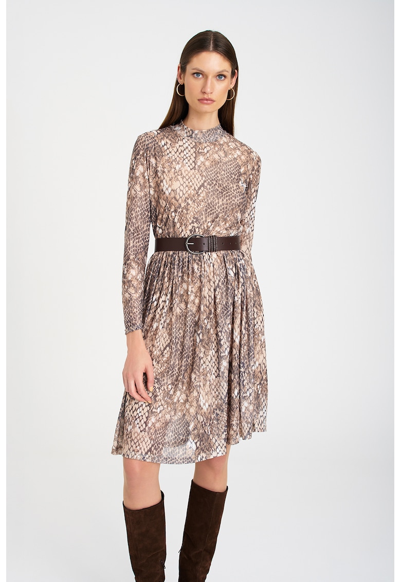 Rochie evazata cu animal print - Maro