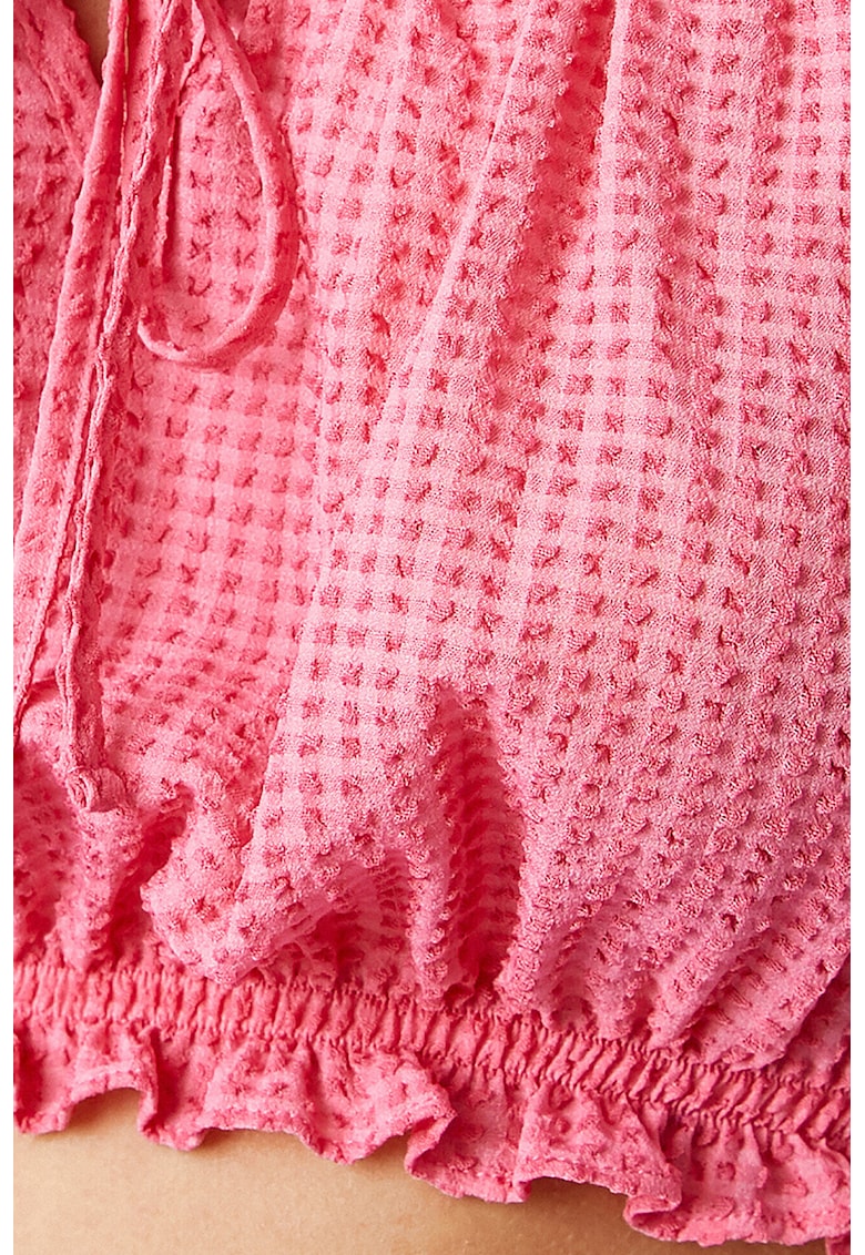 Top crop cu volane