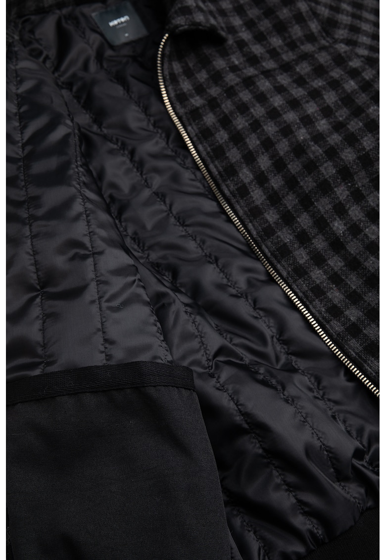 Jacheta bomber in carouri