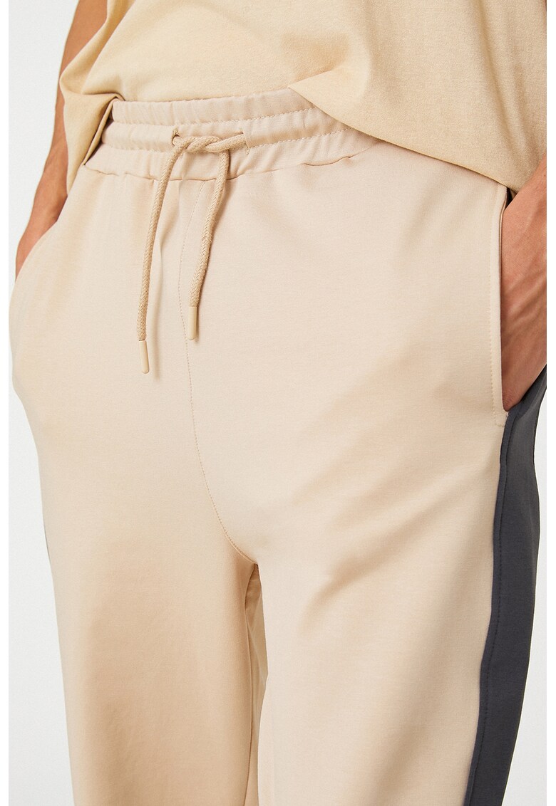 Pantaloni de trening cu benzi laterale contrastante