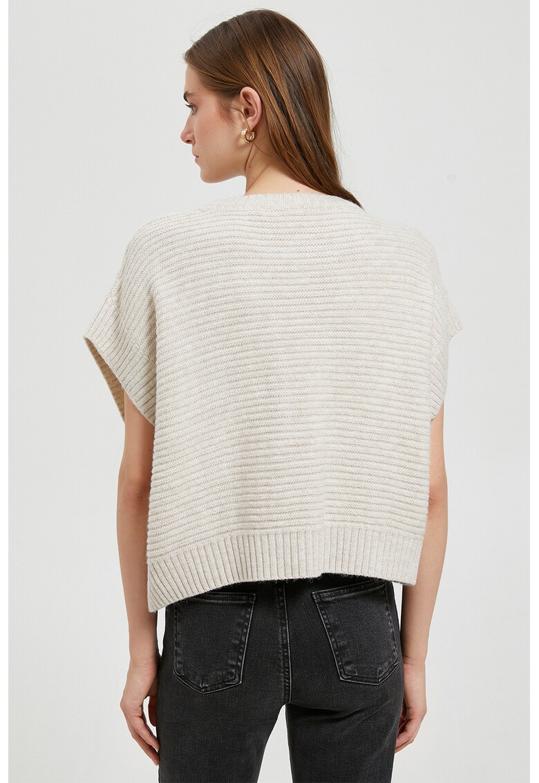 Vesta supradimensionata din tricot