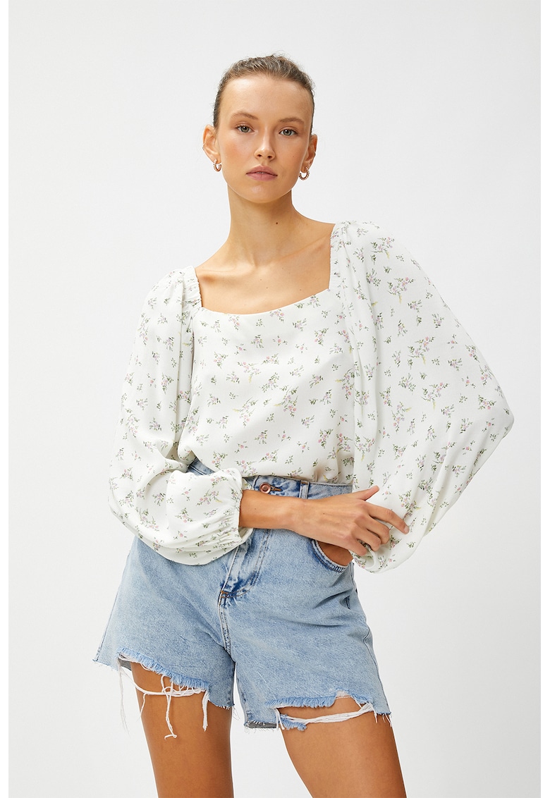 Bluza lejera cu imprimeu floral