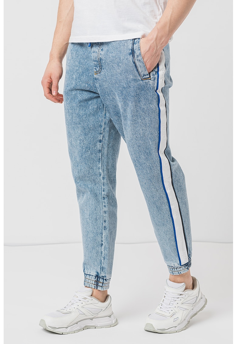 Joggers de denim cu benzi laterale contrastante