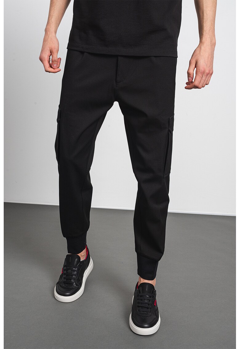 BOSS - Pantaloni chino cargo cu croiala conica