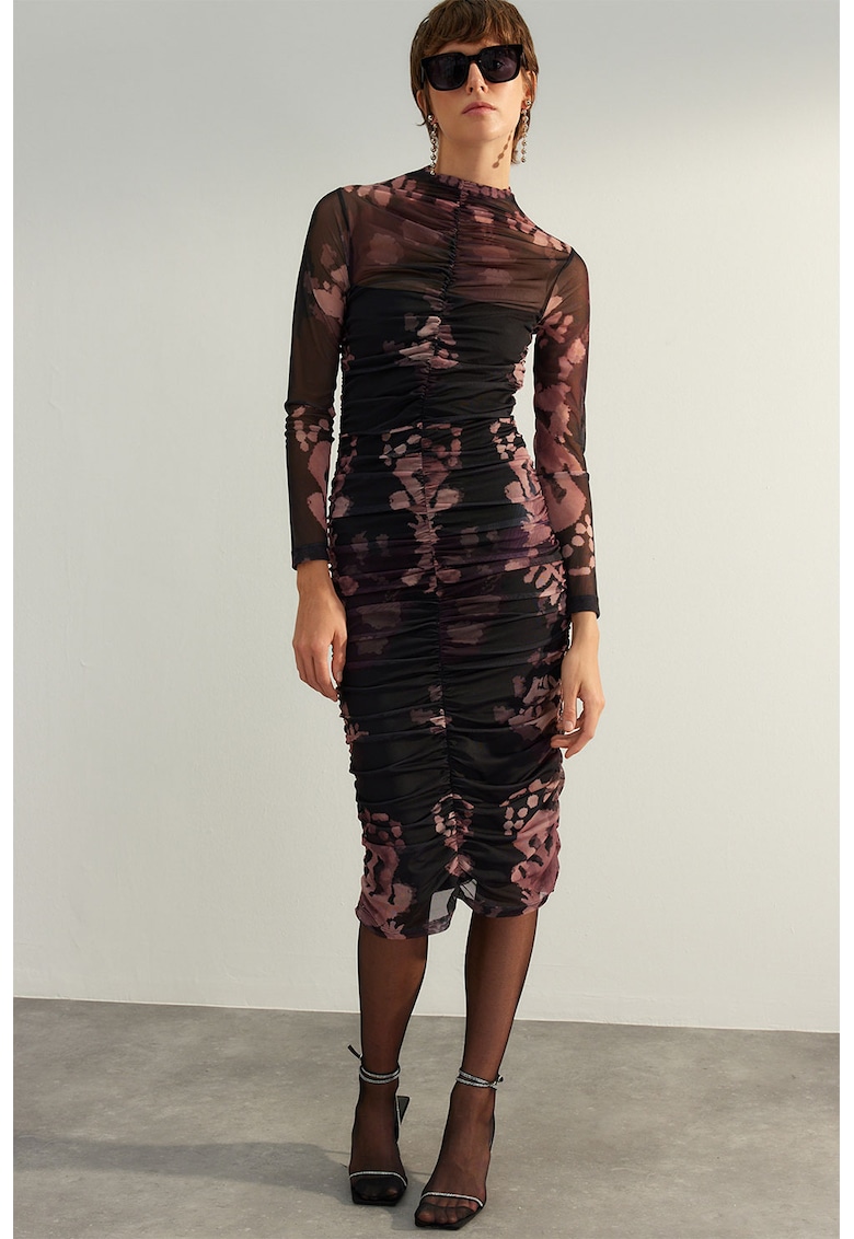 Rochie midi plisata cu model abstract