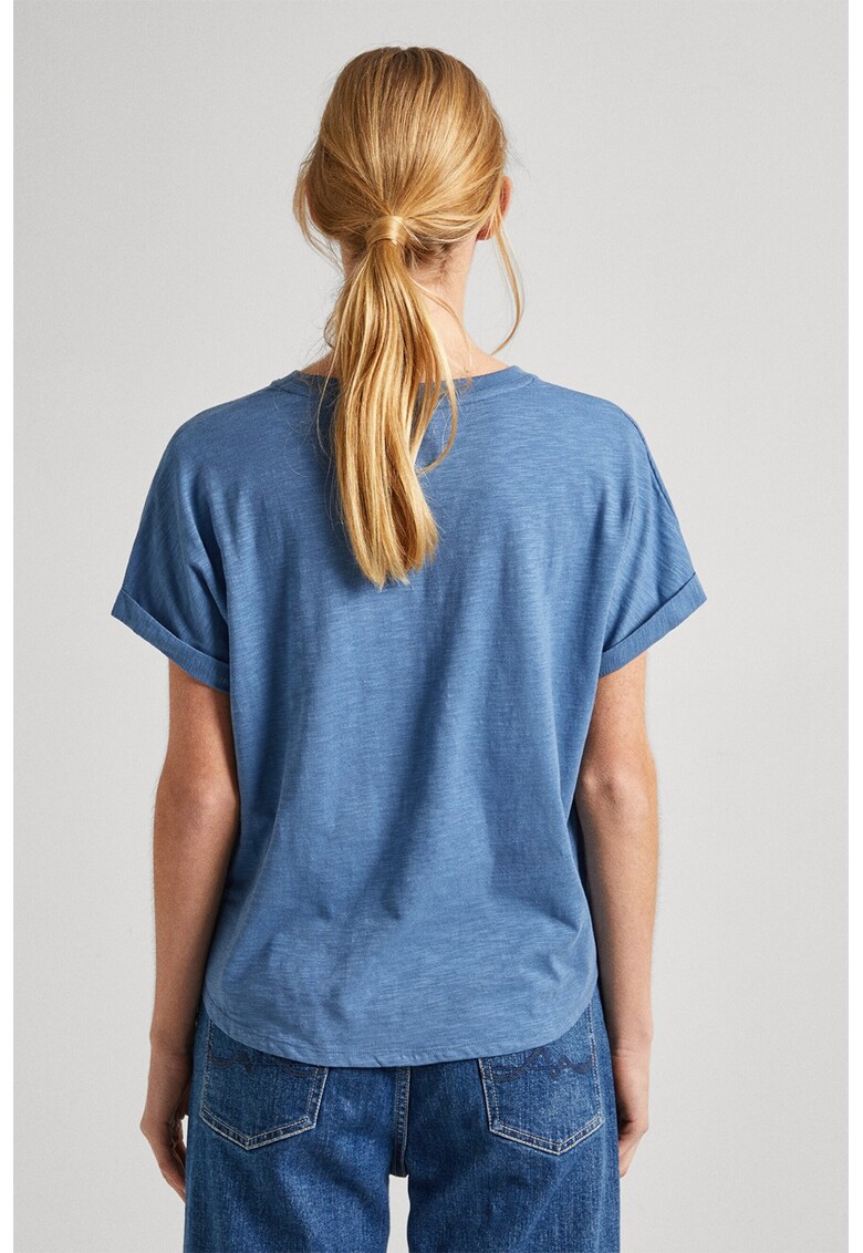 Tricou cu decolteu la baza gatului si imprimeu text