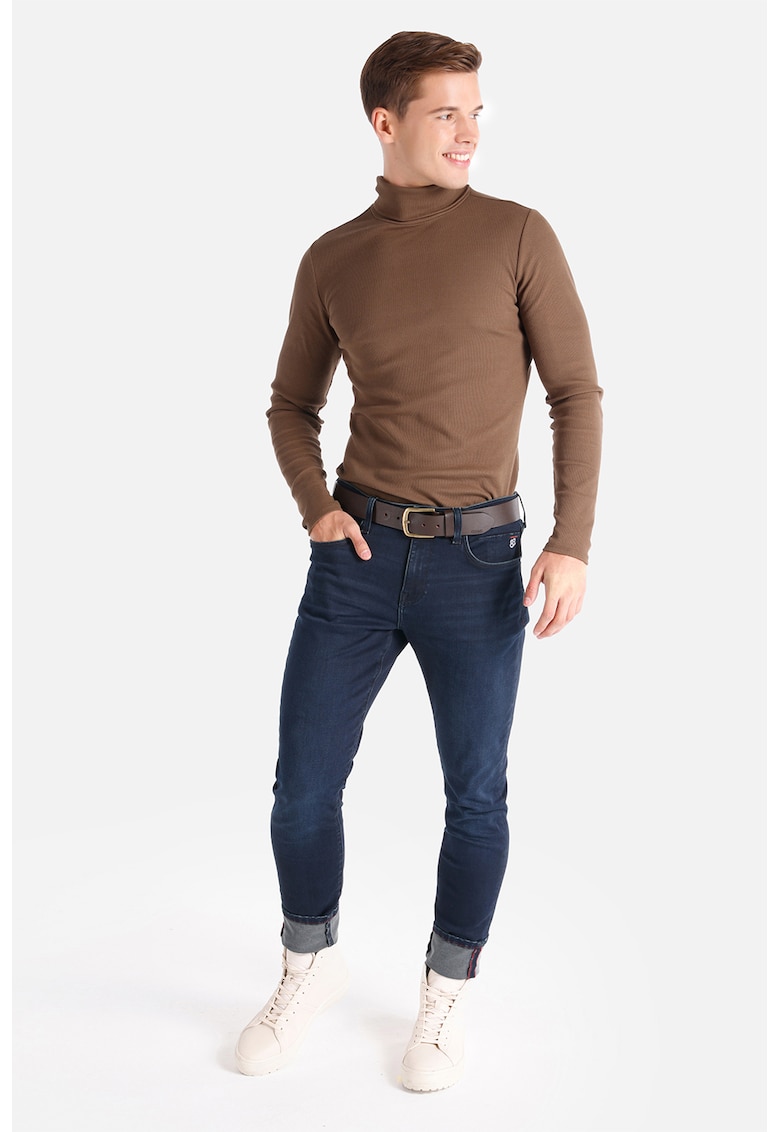 Blugi slim fit cu model uni Blugi slim fit cu model uni