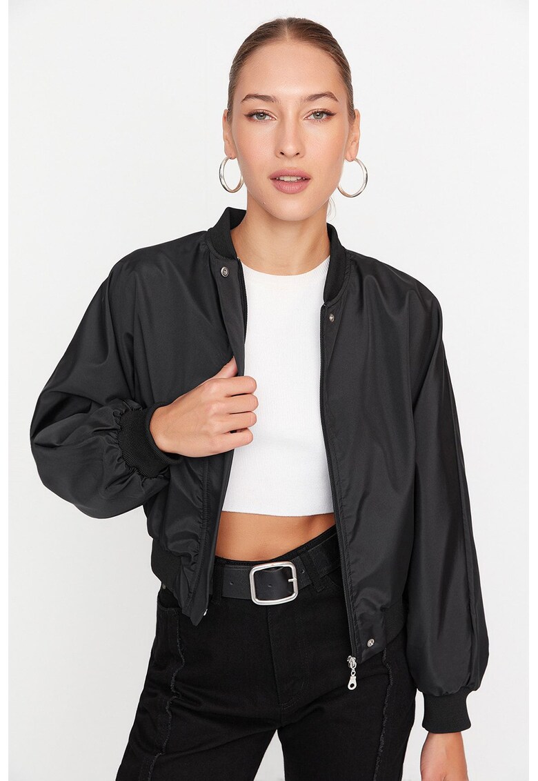 Jacheta bomber crop