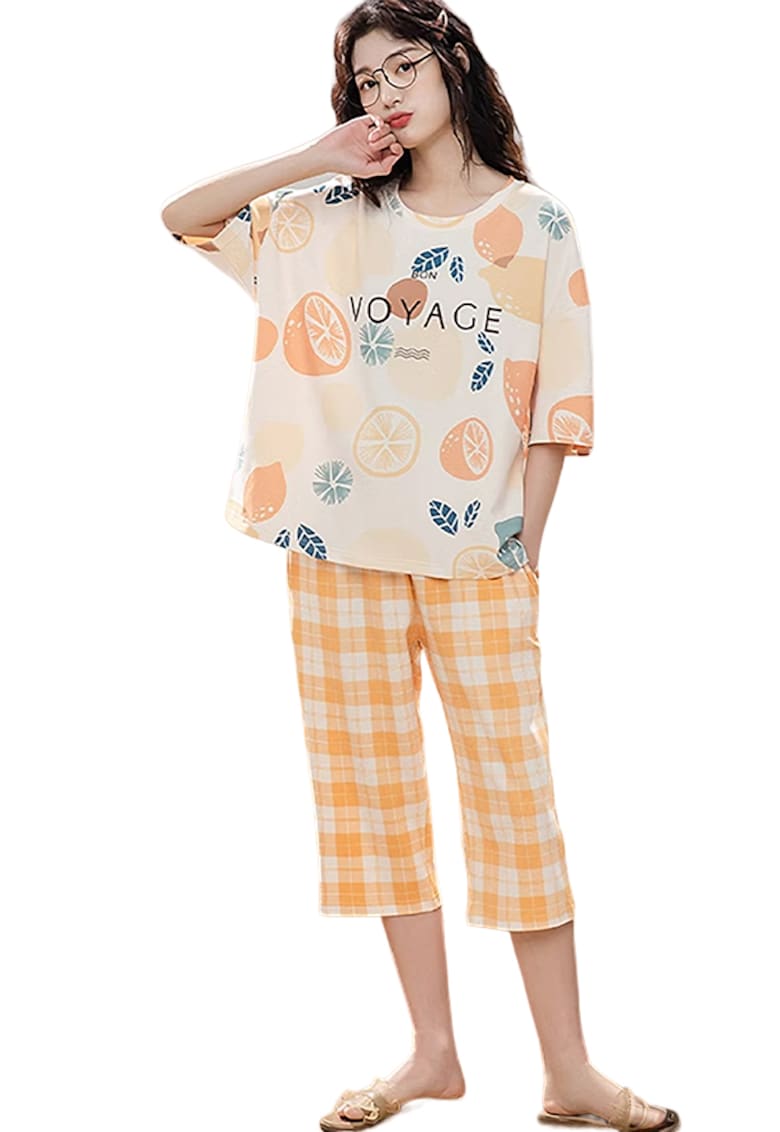 Pijama dama - set doua piese - bluza maneca scurta si pantaloni trei sferturi - model cu fructe deliciose - tematica tasty fruits - EFAYN