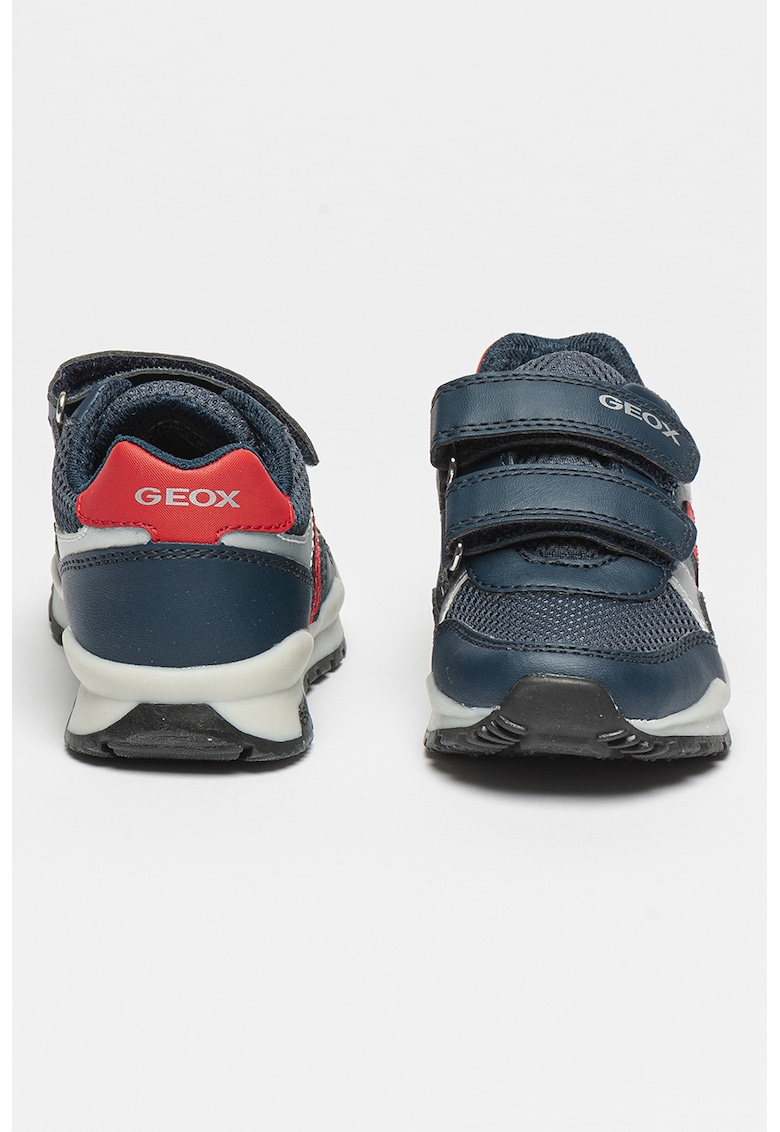 Pantofi sport cu inchidere velcro