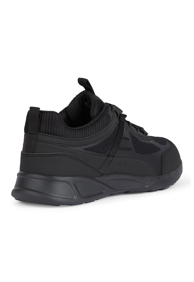 Pantofi sport cu insertii din plasa