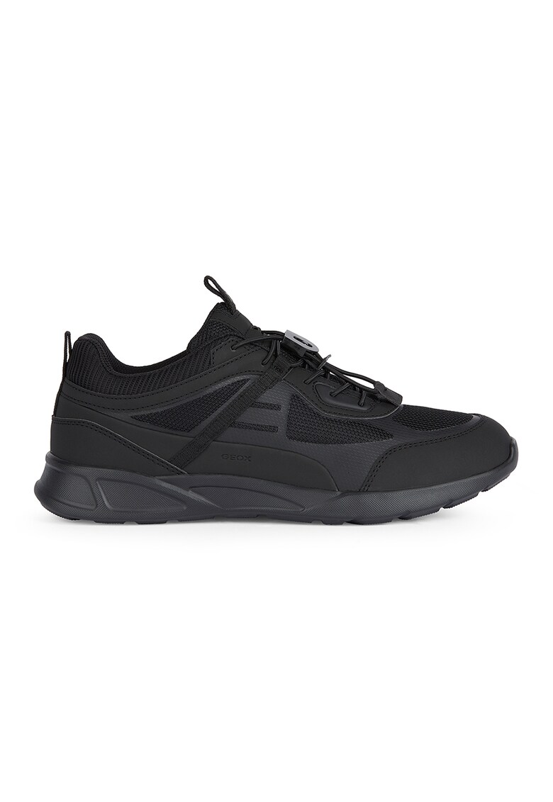 Pantofi sport cu insertii din plasa