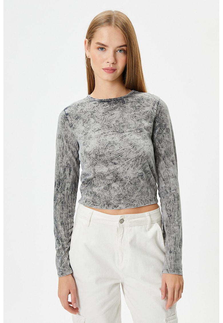 Bluza crop cu decolteu la baza gatului
