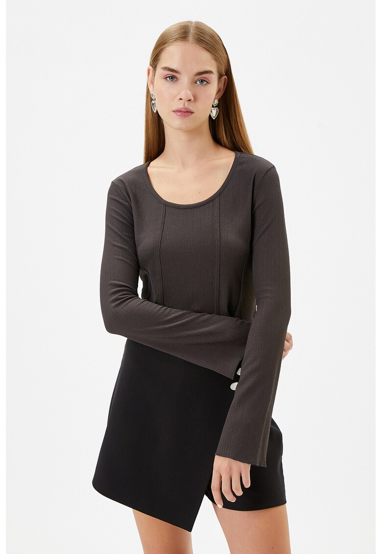 Bluza crop cu decolteu drapat