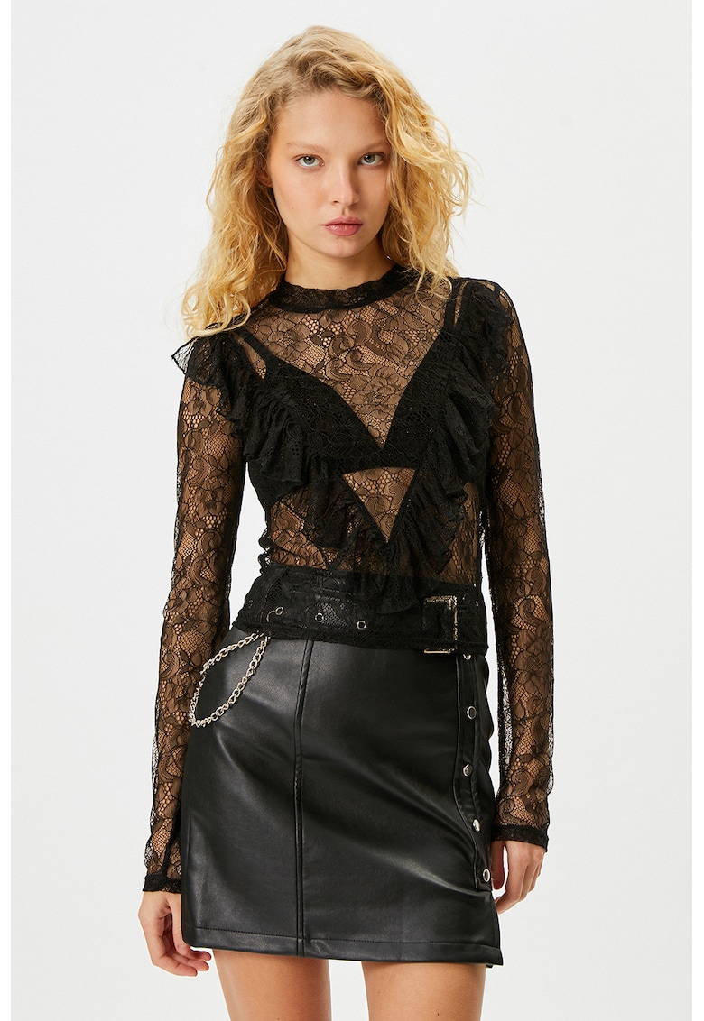 Bluza de dantela cu volane