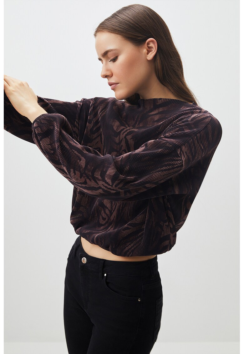 Bluza striata cu model abstract