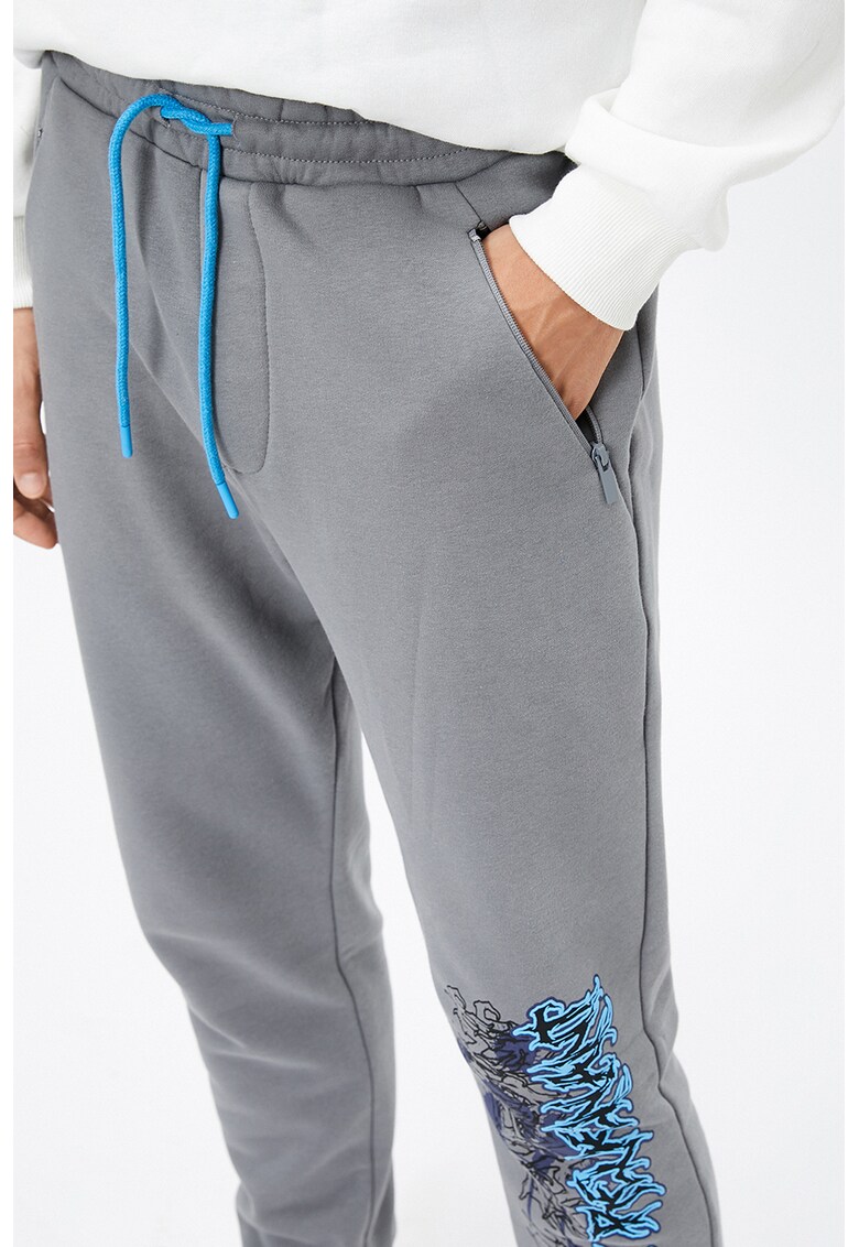 Pantaloni de trening cu imprimeu grafic