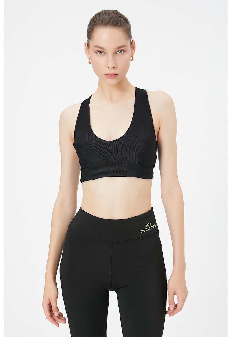 Bustiera cu bretele incrucisate