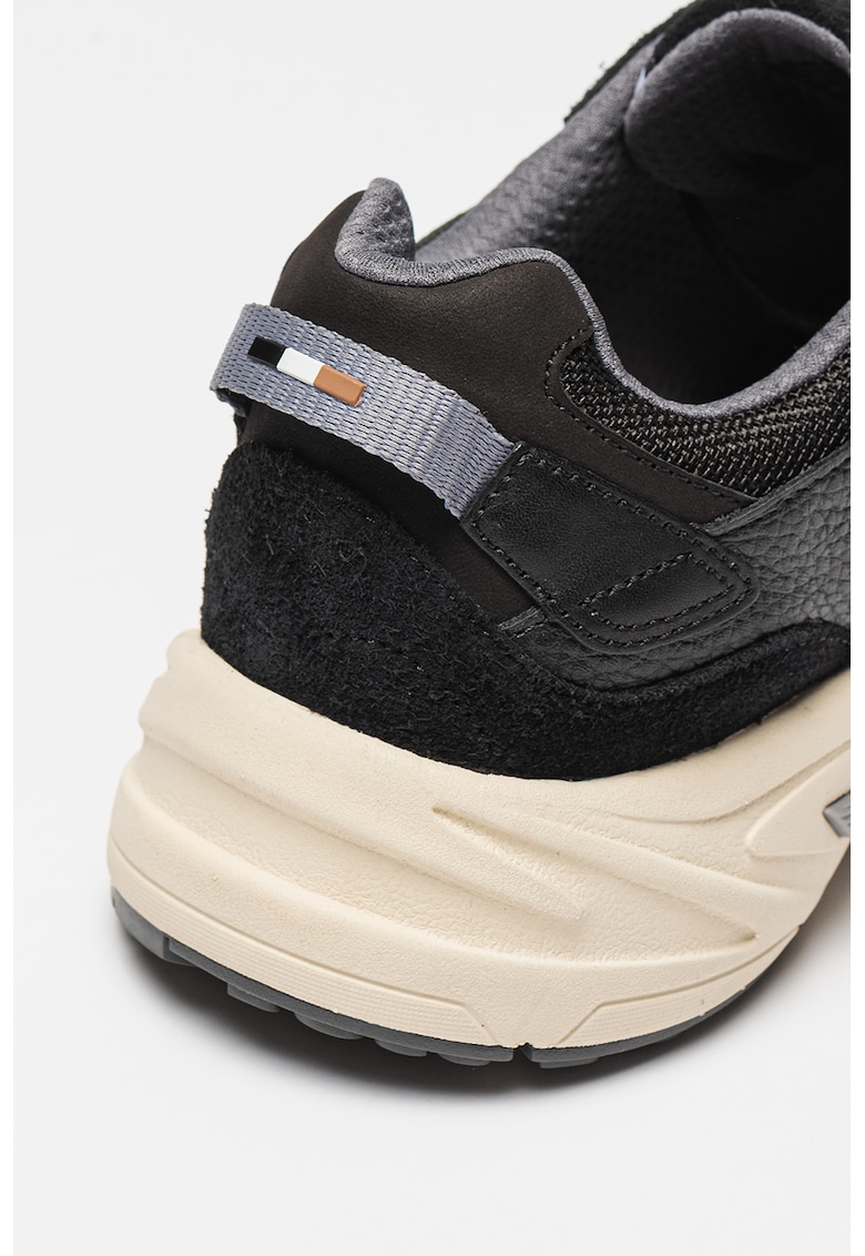 Pantofi sport de piele intoarsa si piele cu garnituri de plasa