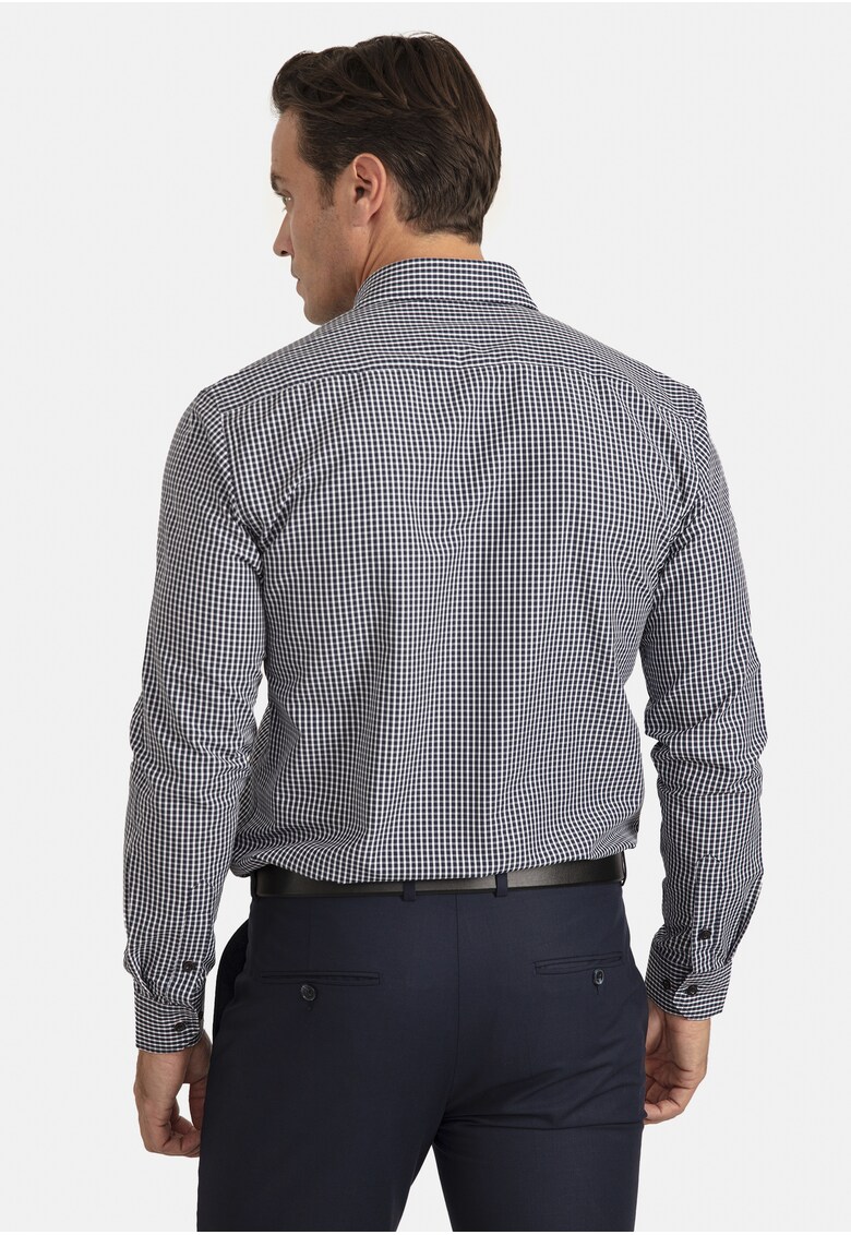 Camasa regular fit in carouri