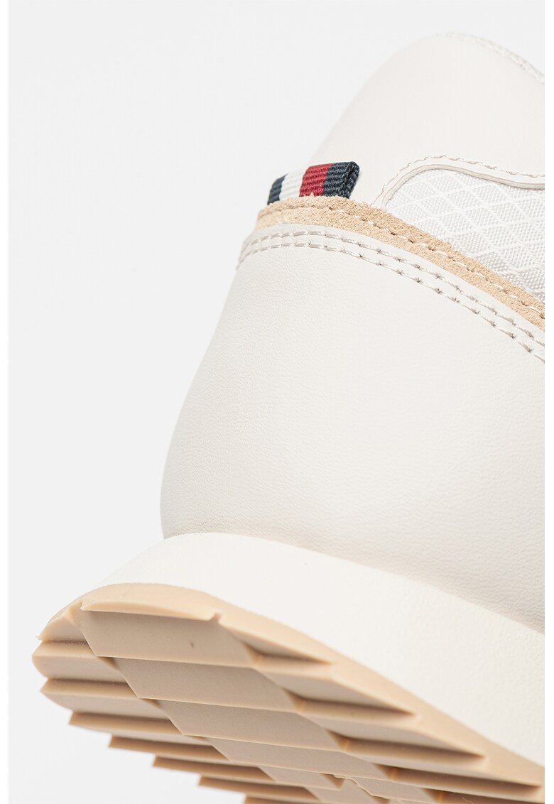 Pantofi sport cu insertii din piele intoarsa