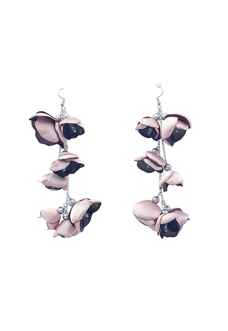 Cercei foarte lungi cu flori si perle - Roz pudrat/Argintiu