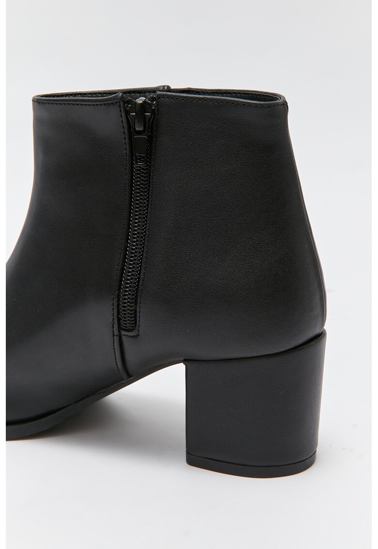 Botine din piele ecologica