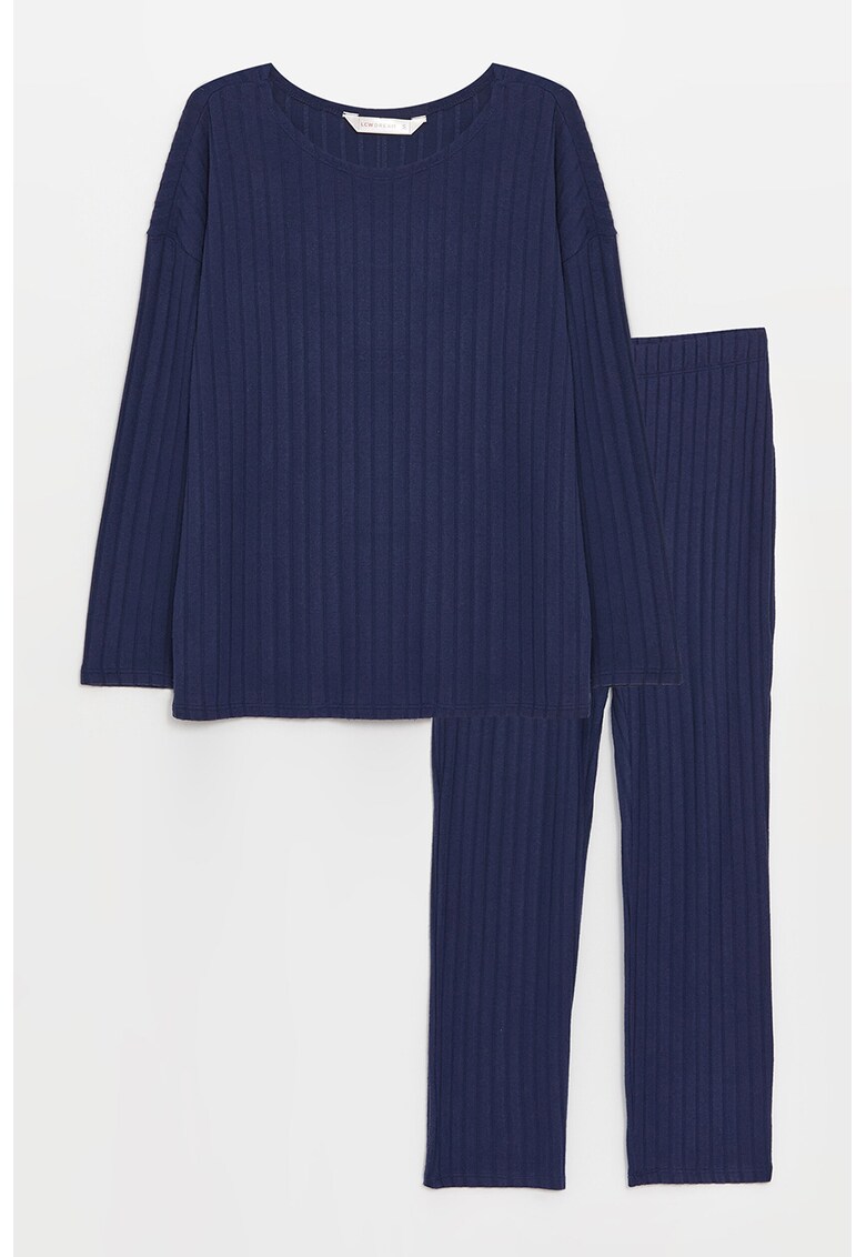 Pijama din tricot cu striatii