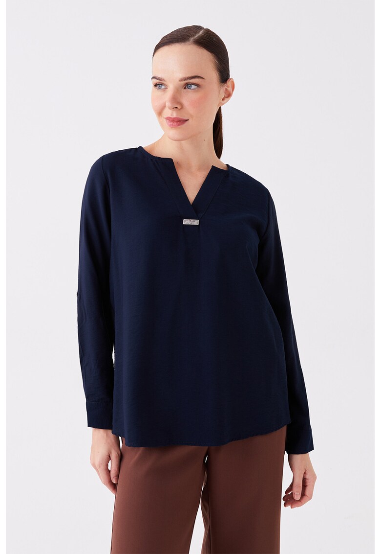 Bluza vaporoasa cu decolteu in V
