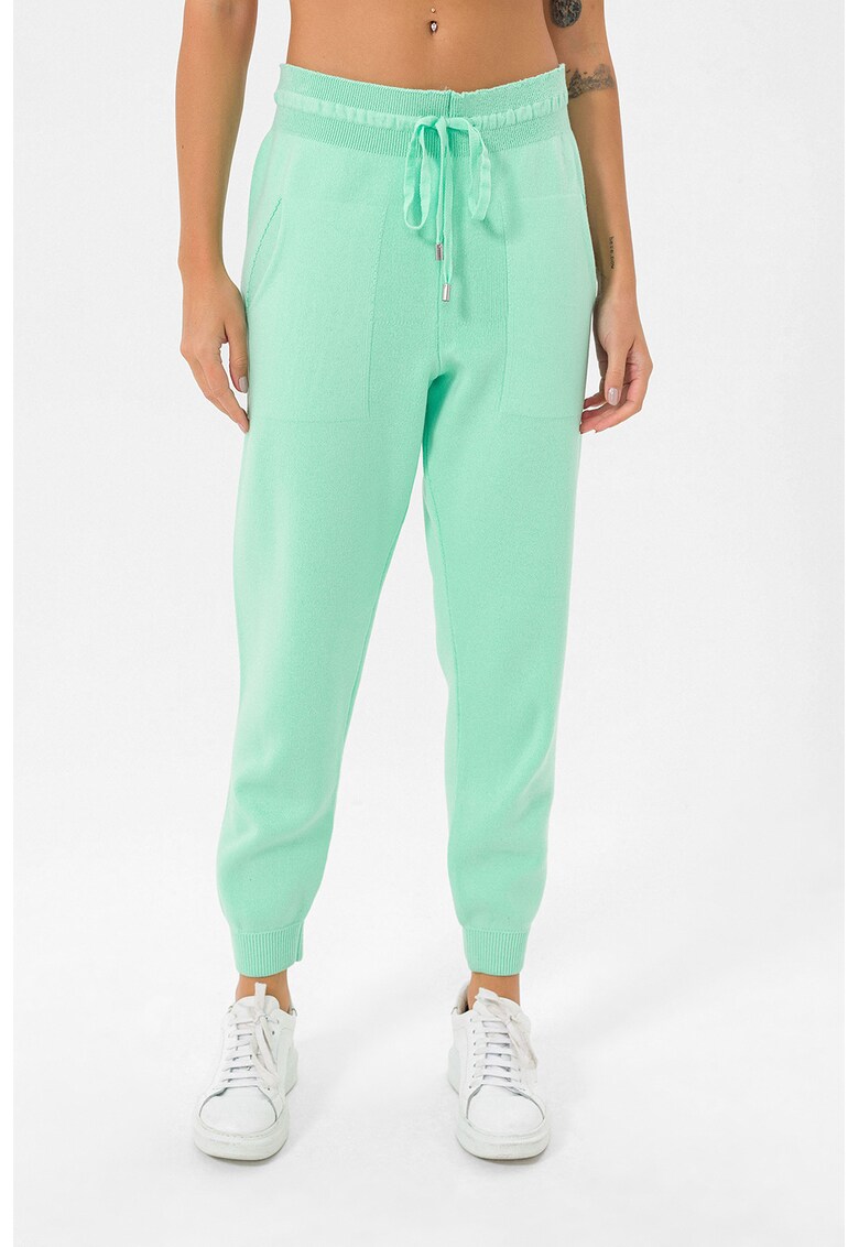 Pantaloni din tricot cu snur in talie karub