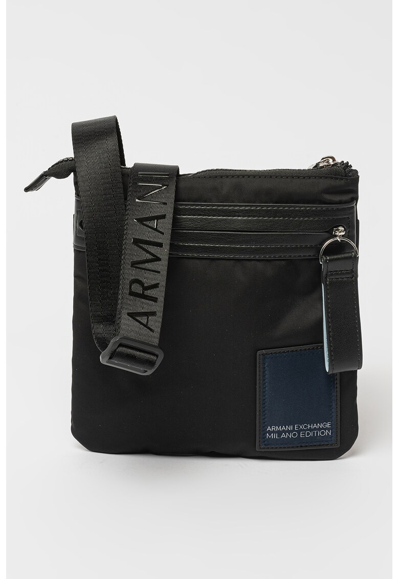 Geanta crossbody cu bareta ajustabila