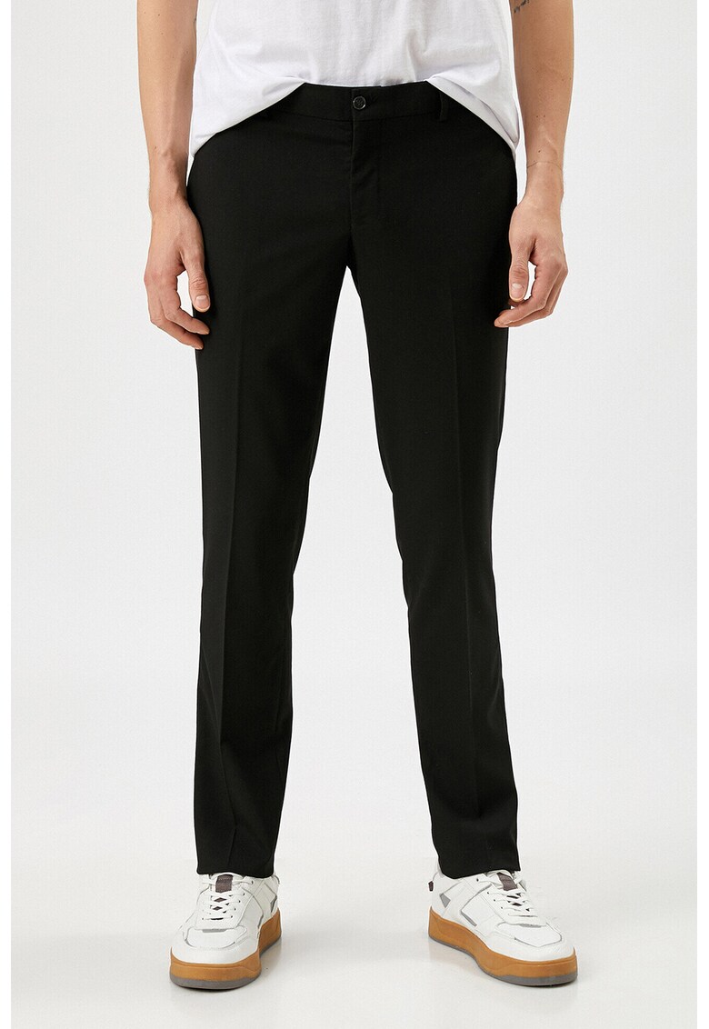 Pantaloni eleganti cu talie medie