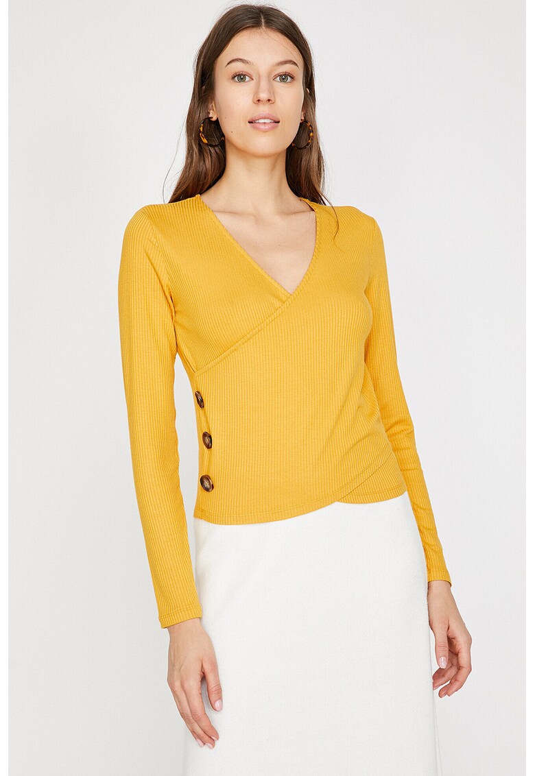 Bluza cu striatii si decolteu cache coeur