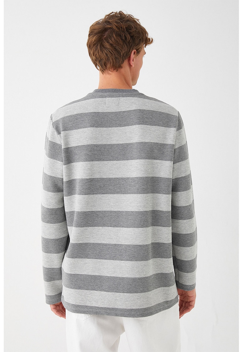 Bluza brodata in dungi