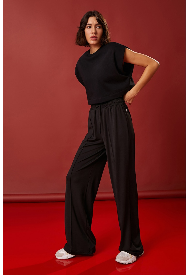 Tricou crop supradimensionat