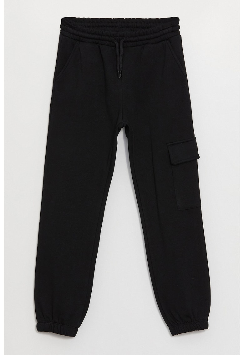 Pantaloni de trening cu buzunar lateral cu clapa
