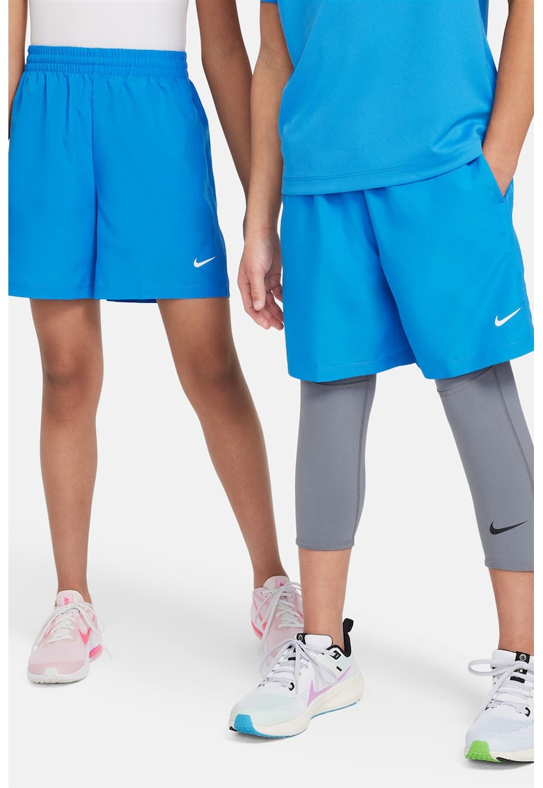 Pantaloni scurti cu tehnologie Dri-Fit si logo pentru baschet