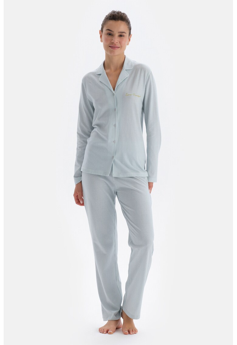 Pijama de bumbac cu pantaloni lungi si dungi