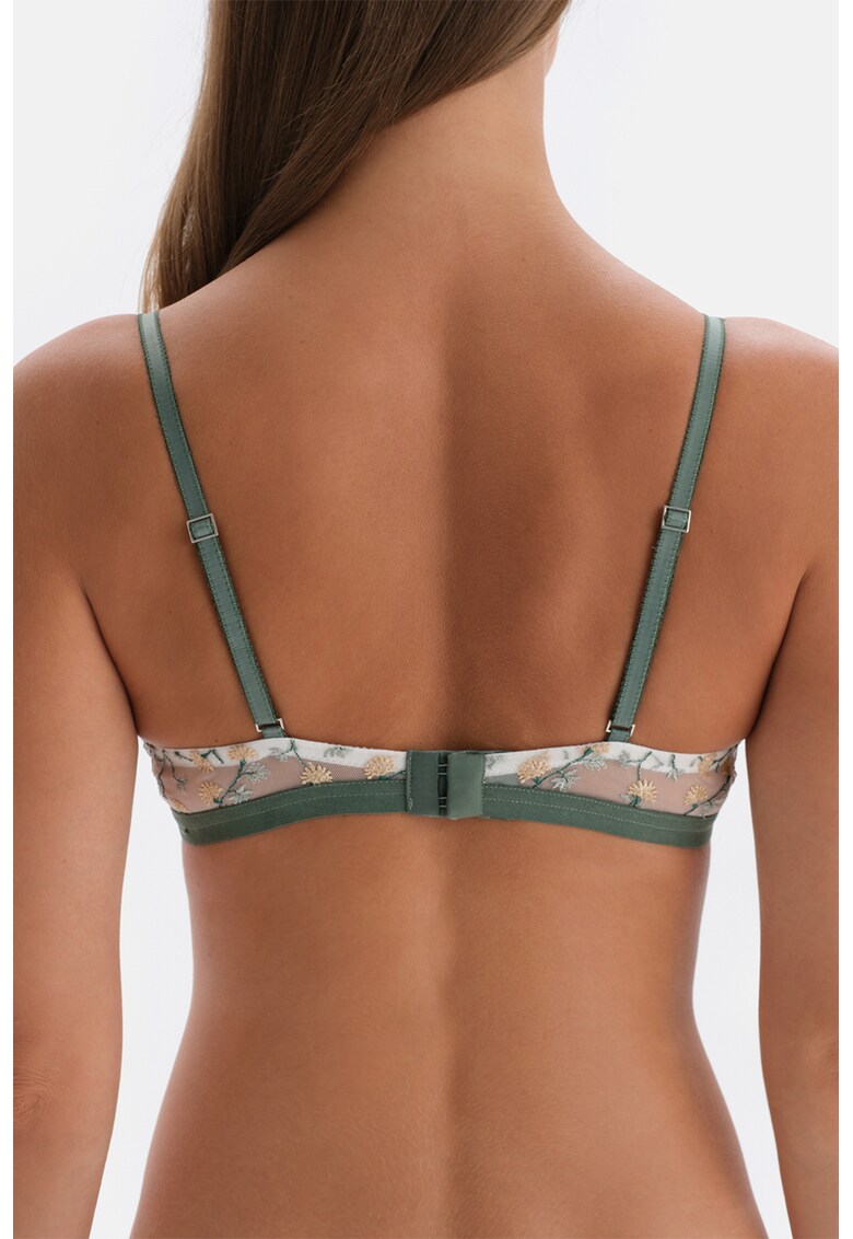Sutien cu model si bretele ajustabile