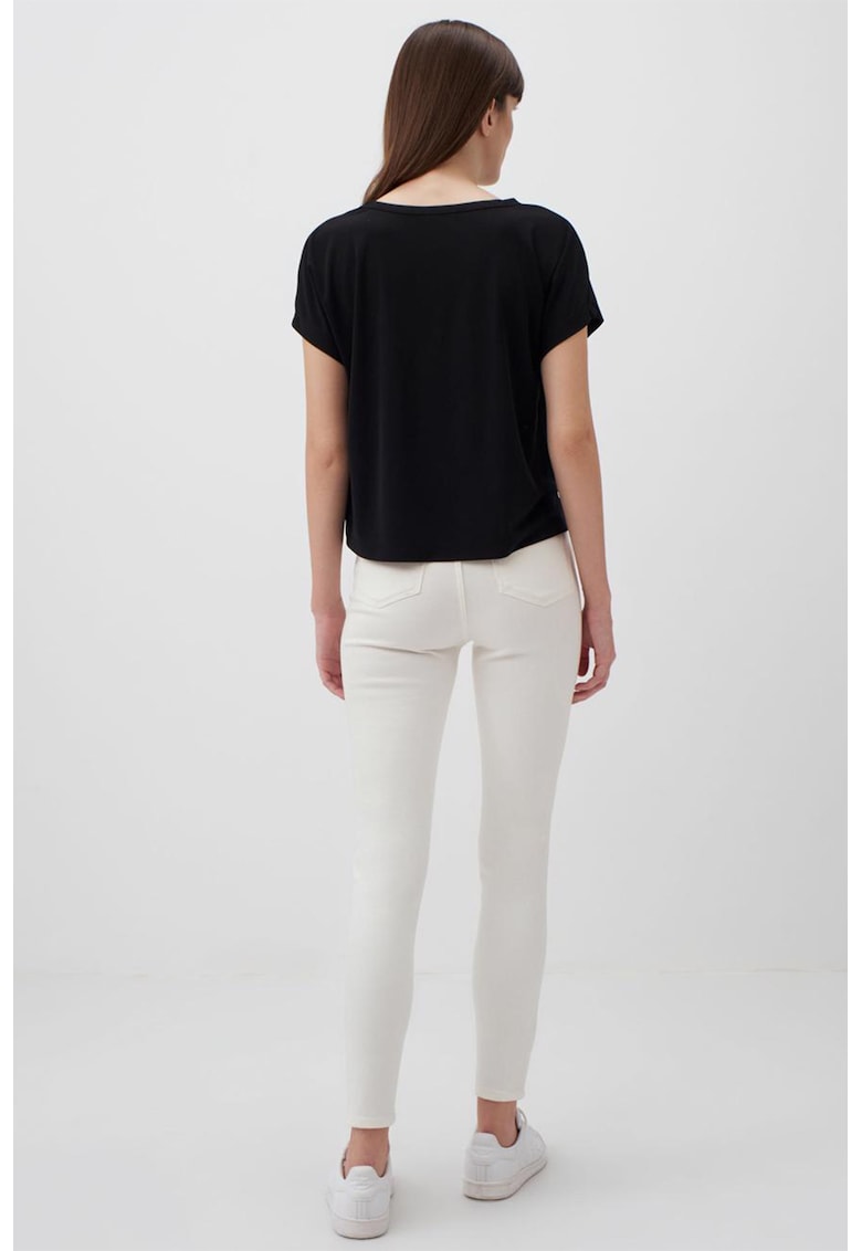 Tricou crop cu decolteu in V