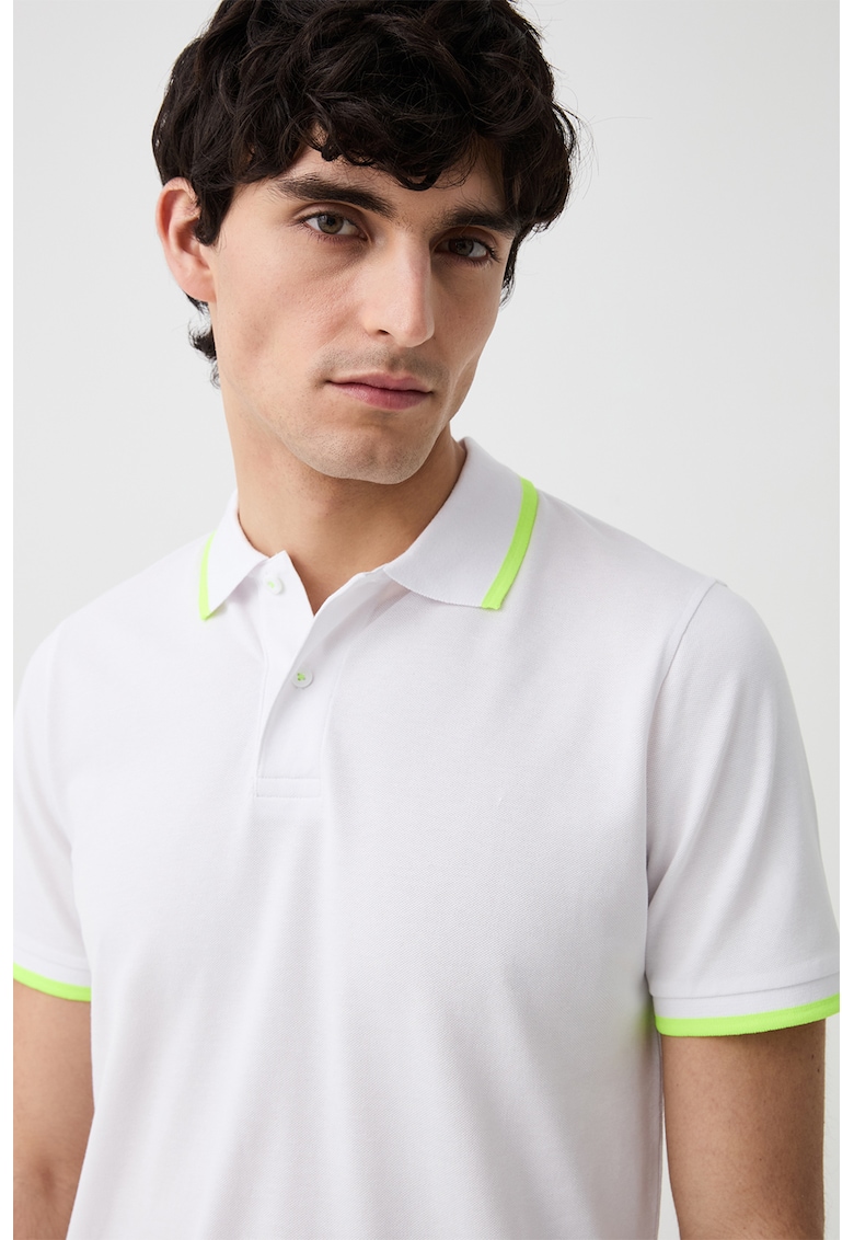 Tricou polo din material pique cu detalii fluorescente