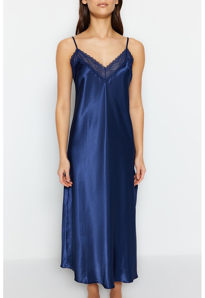 Camasa de noapte din satin cu slit lateral