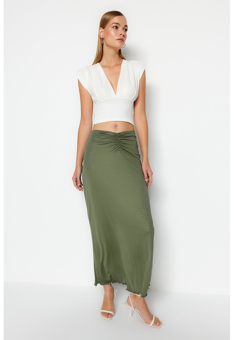 Top crop cu decolteu adanc in V