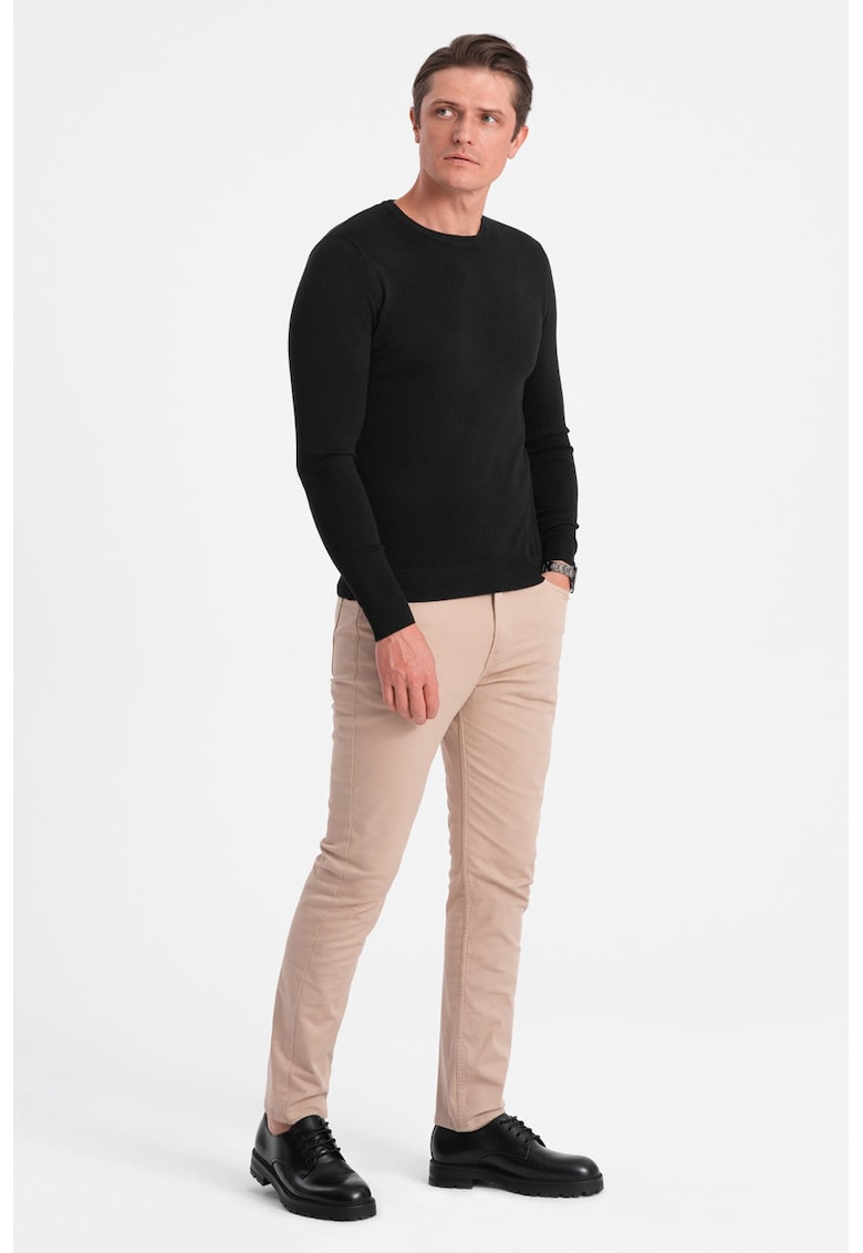 Bluza uni cu decolteu la baza gatului - Negru