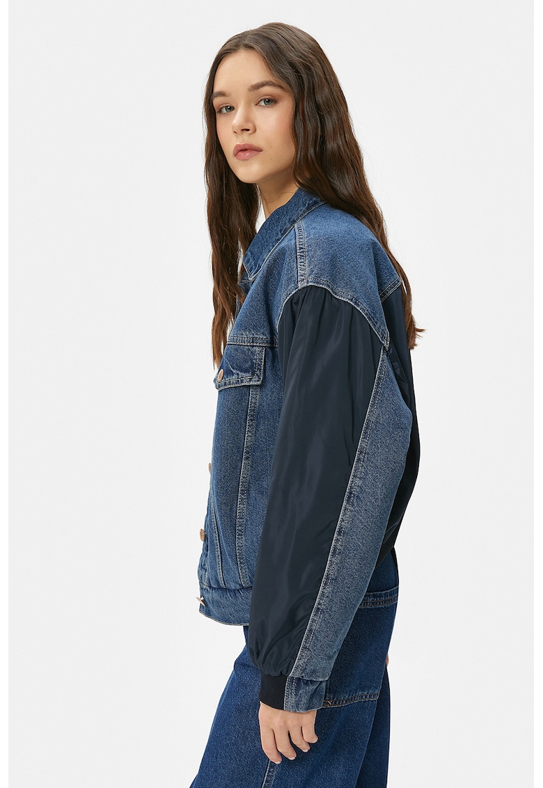 Jacheta din denim cu segmente contrastante