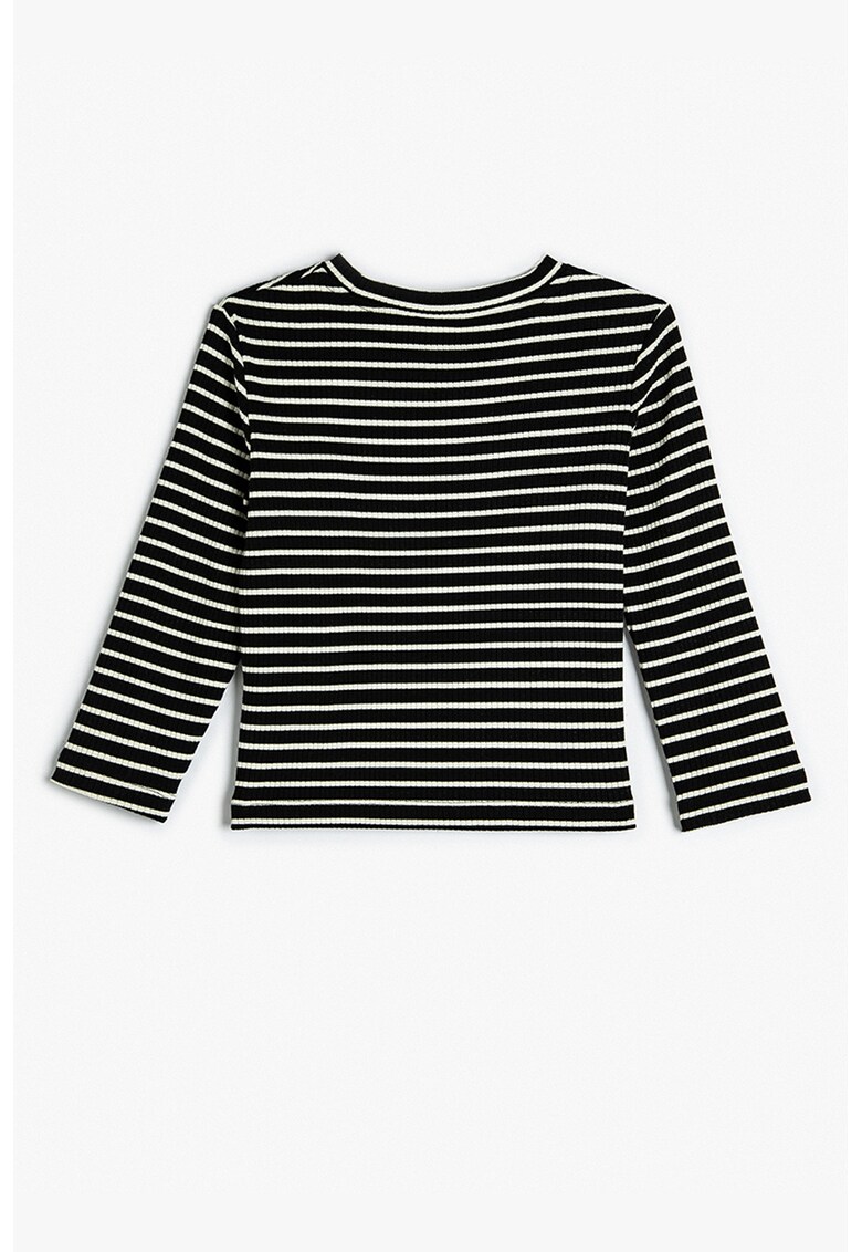 Bluza cu model cu dungi