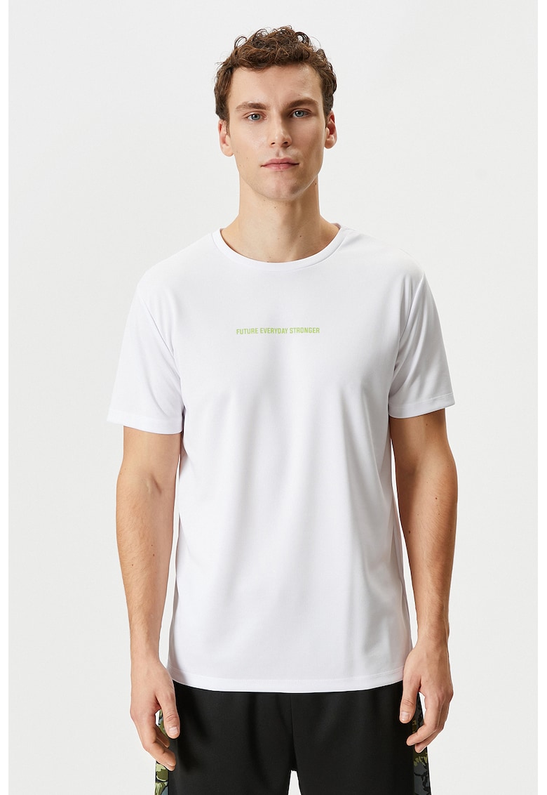 Tricou cu decolteu la baza gatului si imprimeu text