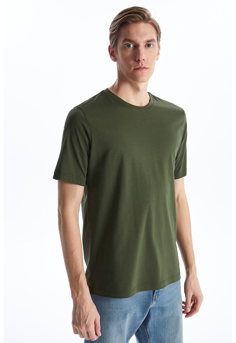 Tricou cu decolteu la baza gatului uni