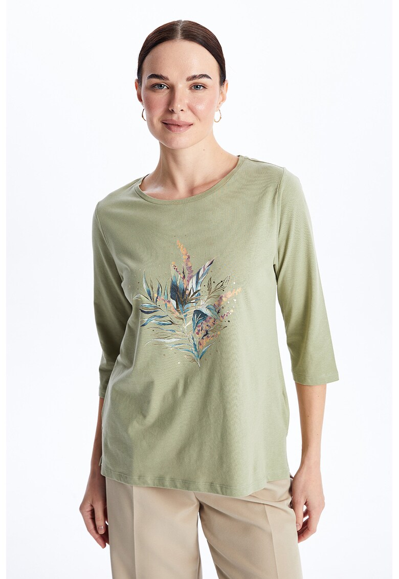 Bluza cu imprimeu floral si maneci 3/4